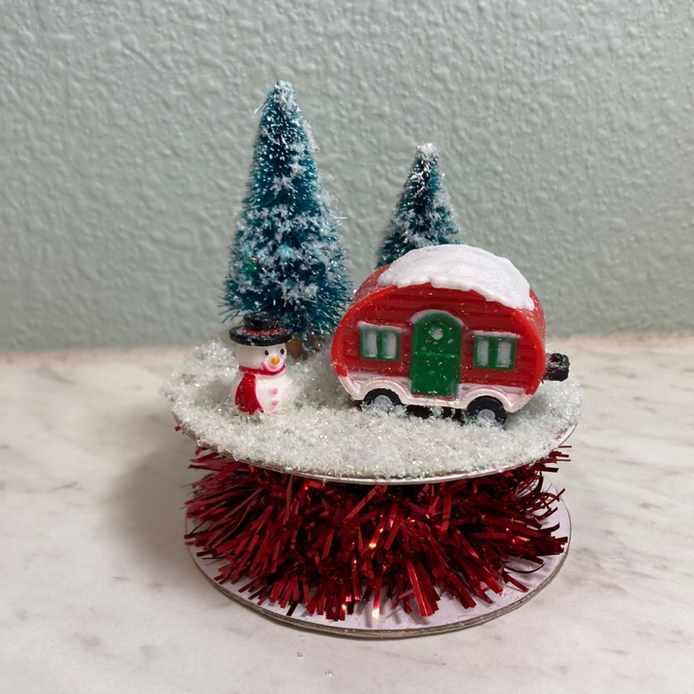 NEW Camper Snowman Winter Scene Decor